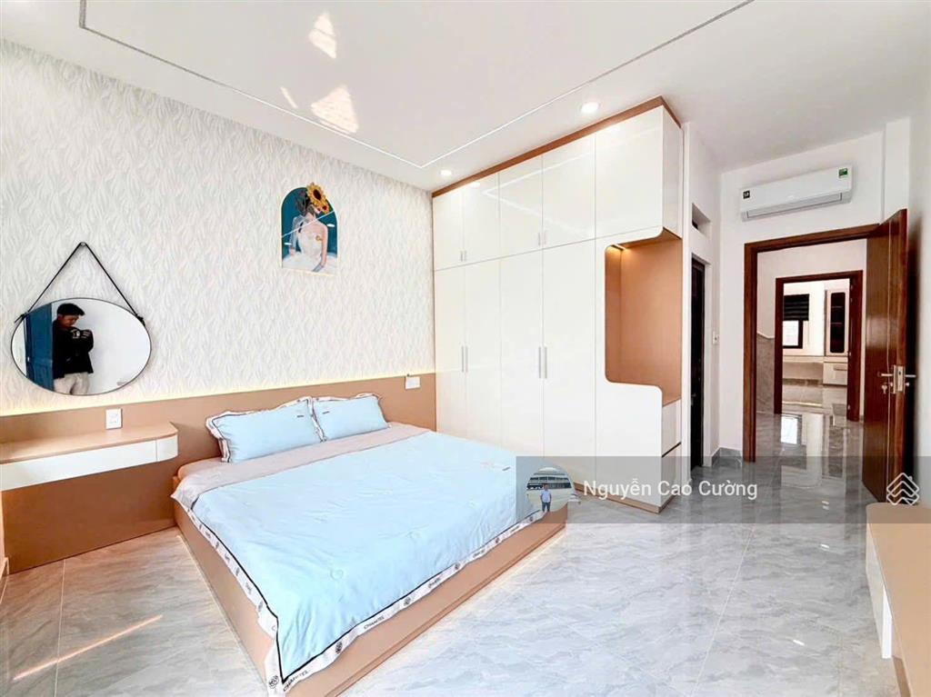 Siêu phẩm 4x20m đường 8m ô chờ thang máy trần thị năm gần ủy ban phuờng, bệnh viện q12