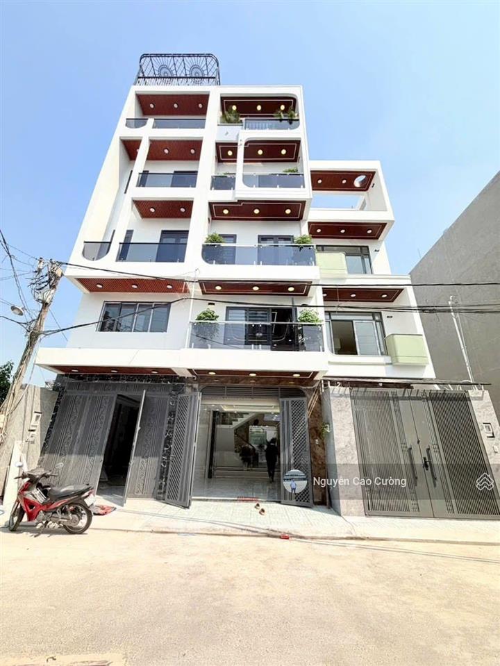 Siêu phẩm 4x20m đường 8m ô chờ thang máy trần thị năm gần ủy ban phuờng, bệnh viện q12