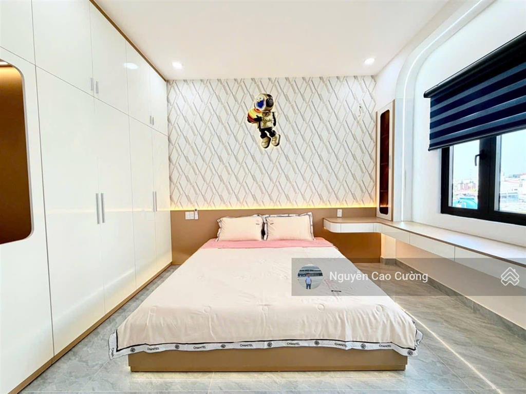 Siêu phẩm 4x20m đường 8m ô chờ thang máy trần thị năm gần ủy ban phuờng, bệnh viện q12