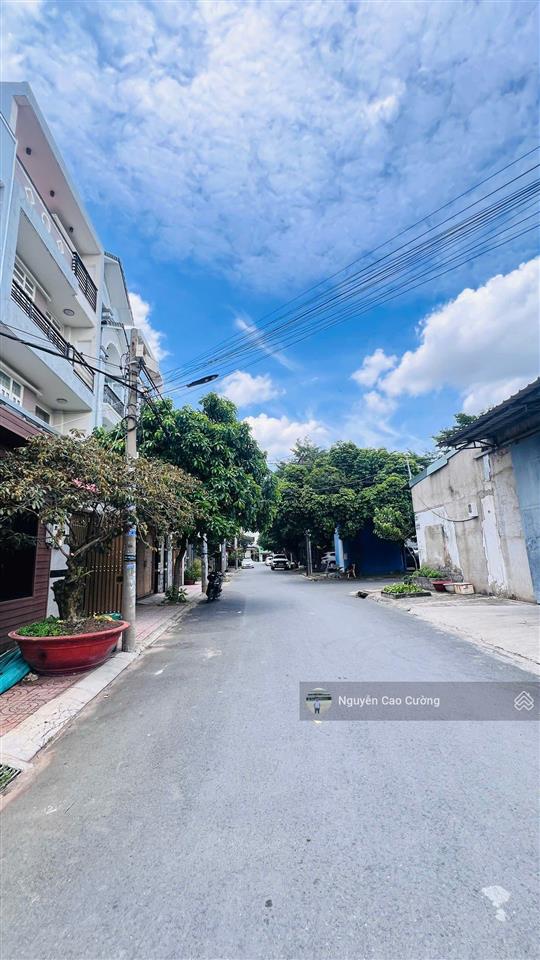Biệt thự có công viên trước nhà 8x18m đường 12m, 1/nguyễn thị búp, tân chánh hiệp, q12