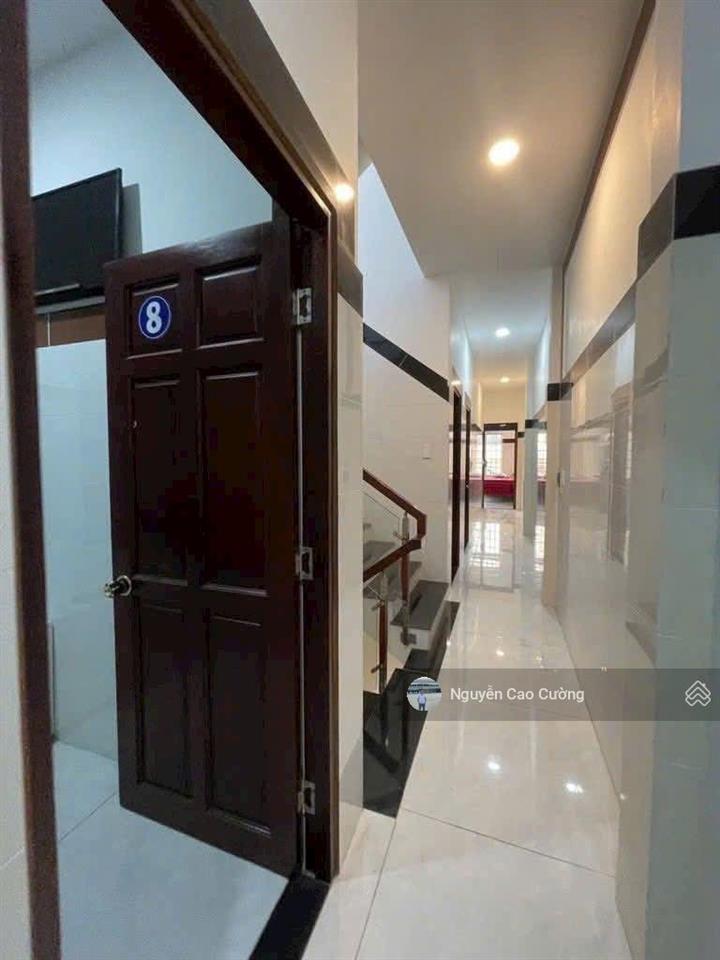 Căn hộ dịch vụ 4,5x24m đúc 3 lầu hẻm 8m 1/ lê văn khương dòng tiền 30tr/ tháng, hiệp thành, q12