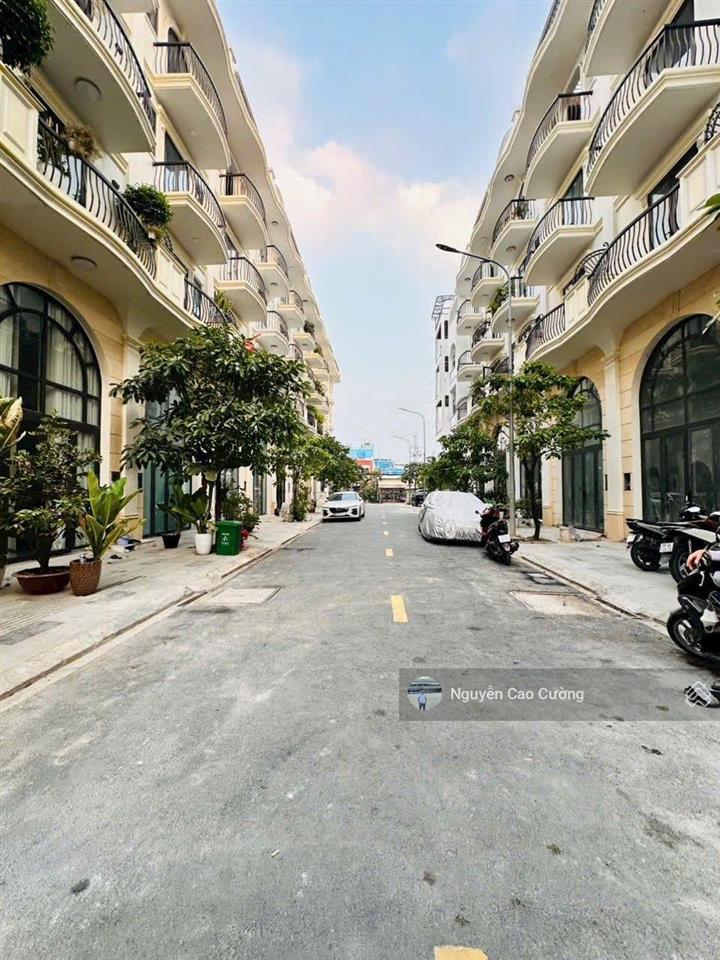 Nhà phố khu dân cư cao cấp zenta home thạnh lộc 16 đường 12m giáp ngã tư ga