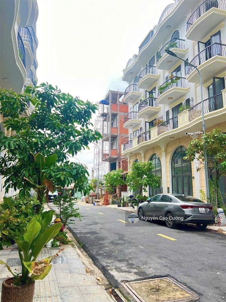 Nhà phố khu dân cư cao cấp zenta home thạnh lộc 16 đường 12m giáp ngã tư ga
