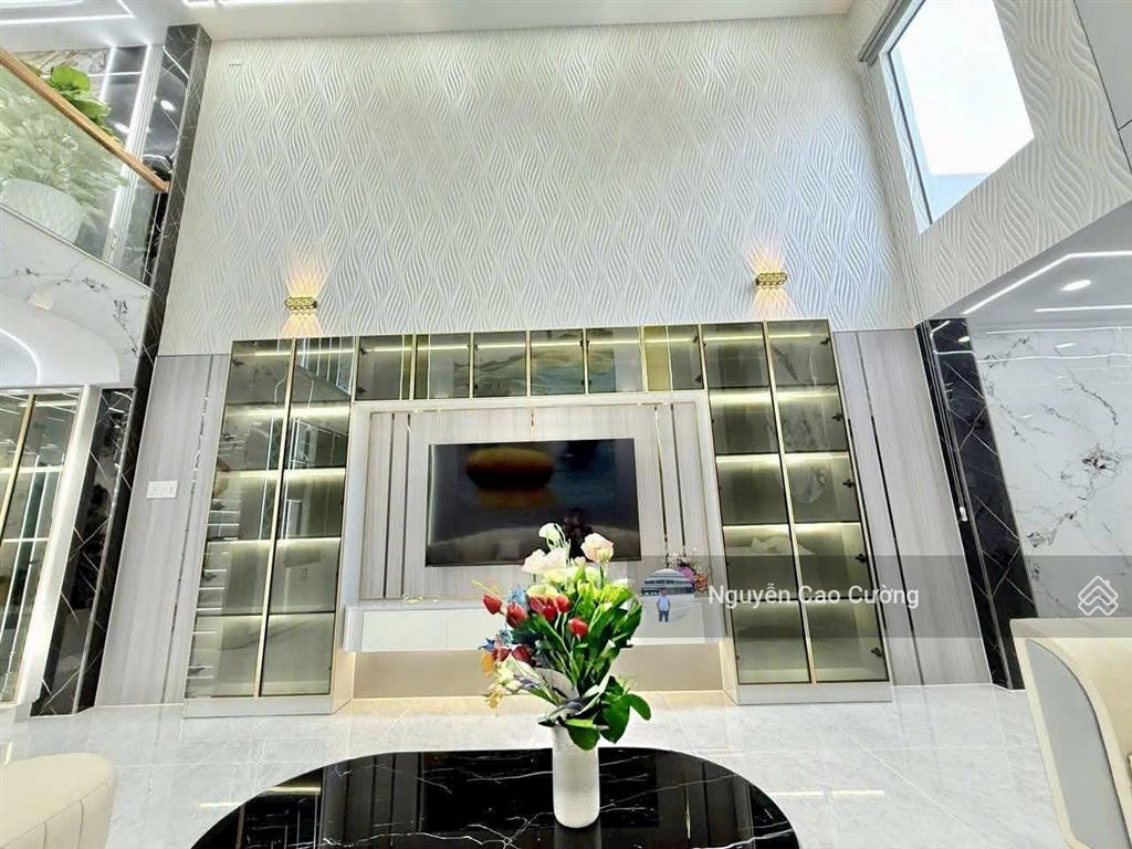Siêu phẩm thang máy 5x19m đường 6m thông lê thị riêng, gần cấp 2 nguyễn trung trực, thới an