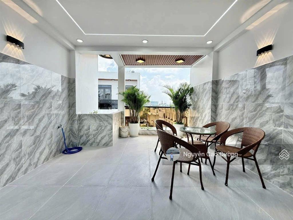 Siêu phẩm thang máy 5x19m đường 6m thông lê thị riêng, gần cấp 2 nguyễn trung trực, thới an