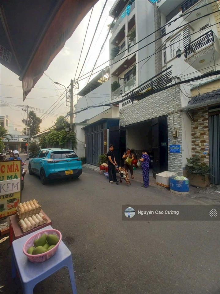 Căn hộ dịch vụ 4x20m đúc 4 tầng, dòng tiền 20tr/ tháng, mặt tiền đường 7m thông huỳnh thị hai