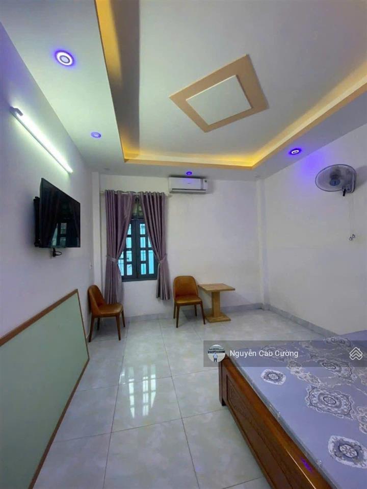 Căn hộ dịch vụ 4x20m đúc 4 tầng, dòng tiền 20tr/ tháng, mặt tiền đường 7m thông huỳnh thị hai
