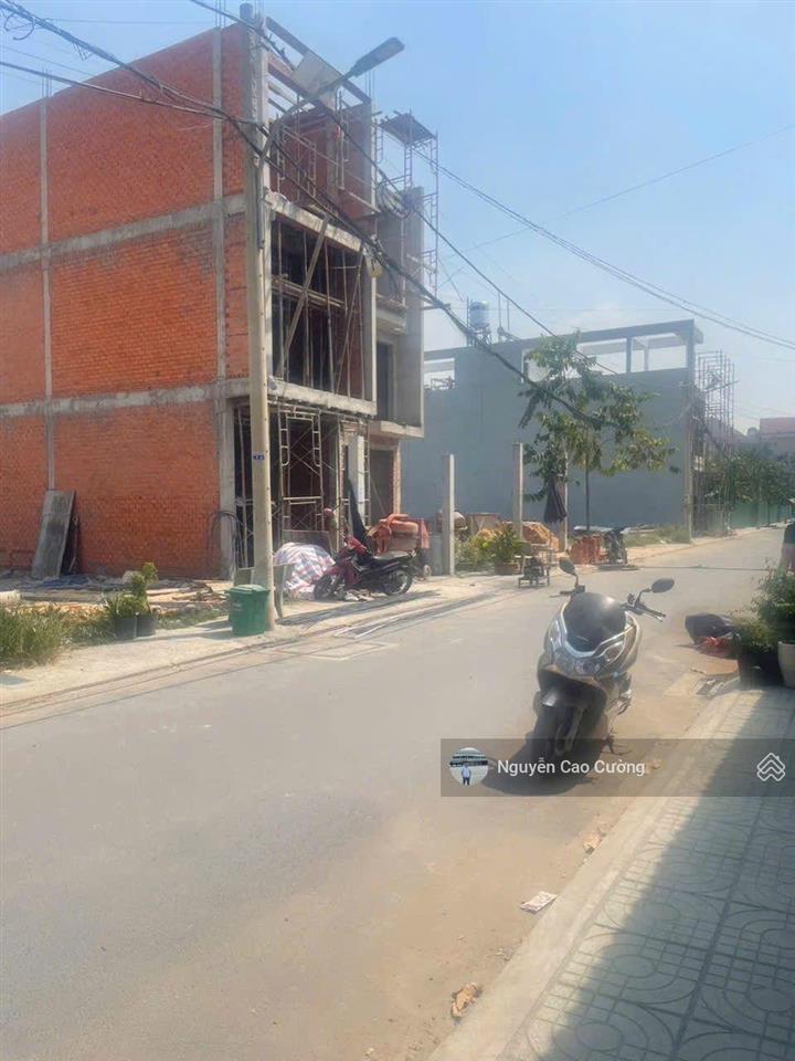 Bán đất 4x20m khu phân lô đẹp đường 8m thạnh xuân 24 sát bên trường nguyễn văn thệ, q12