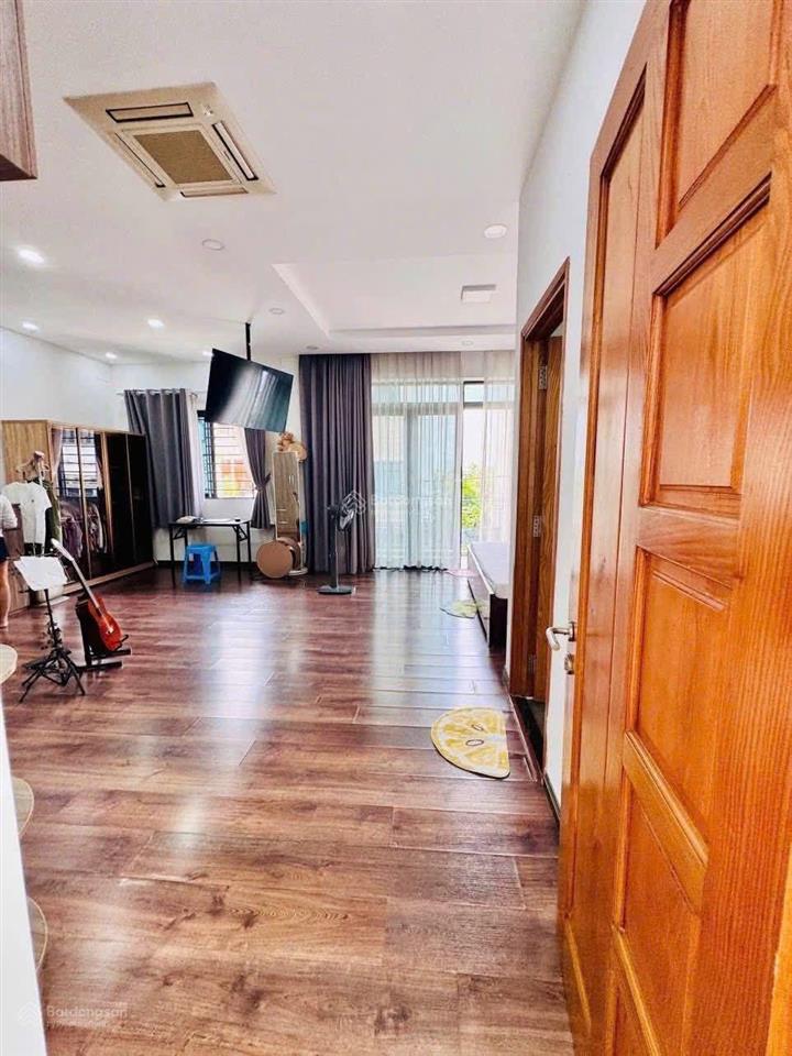 Biệt thự 8x20m đúc 1trệt 2 lầu đường 7m vườn lài an phú đông, gần đại học nguyễn tất thành