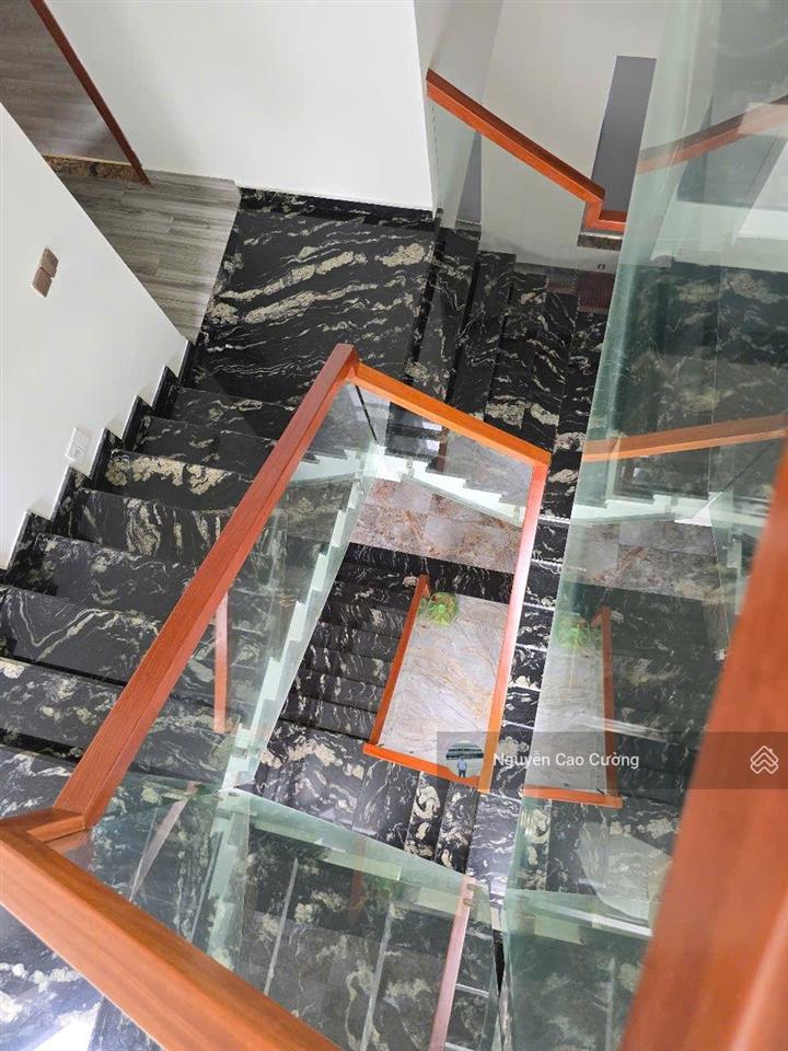 Biệt thự villa vườn 951m2, hồ bơi tràn bờ, 2 mặt tiền trước sau, 1/lê thị riêng, thới an, q12