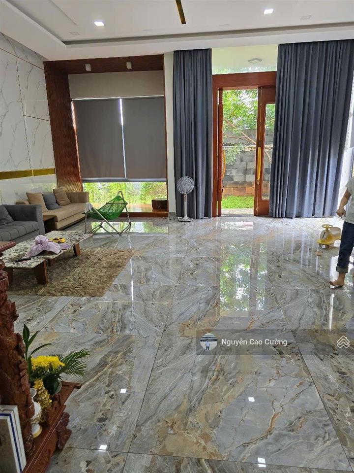 Biệt thự villa vườn 951m2, hồ bơi tràn bờ, 2 mặt tiền trước sau, 1/lê thị riêng, thới an, q12