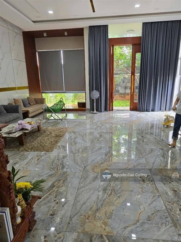 Biệt thự villa vườn 951m2, hồ bơi tràn bờ, 2 mặt tiền trước sau, 1/lê thị riêng, thới an, q12