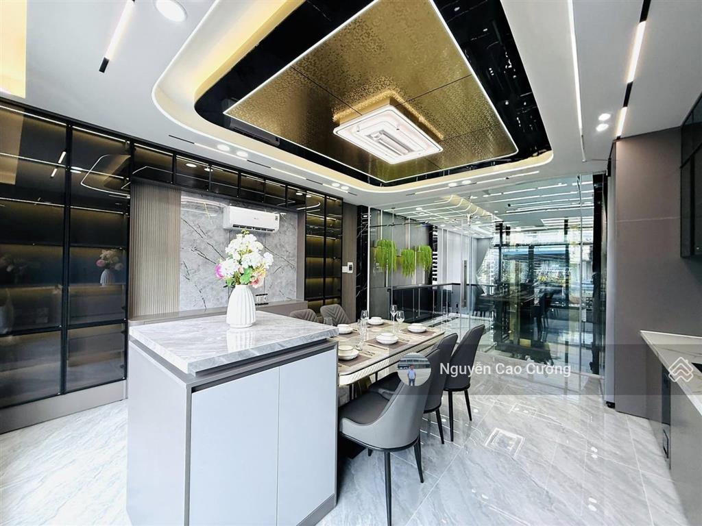 Nhà mặt tiền 5x20m thang máy 650kg, 1lững 5 lầu đường 10m thông, tân thới nhất 02 gần phan văn hớn