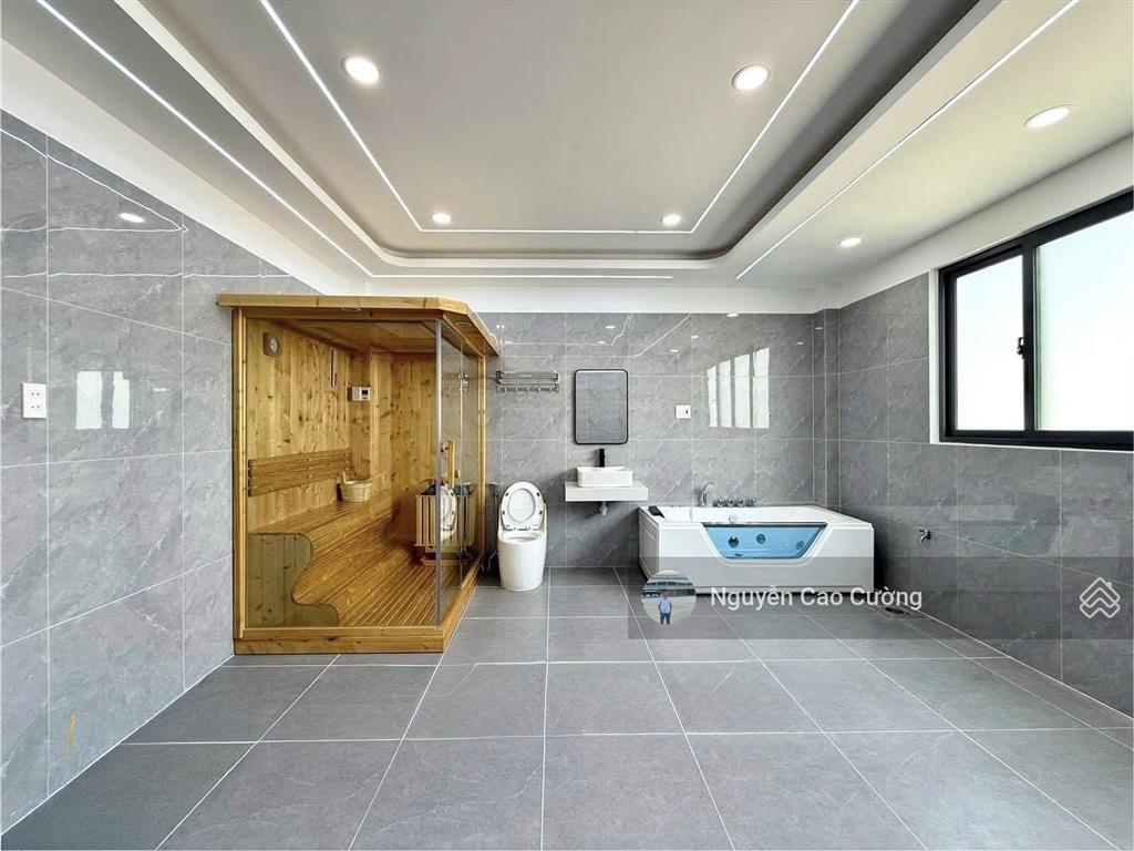 Siêu phẩm nhà mặt tiền thang máy 5x17m 1lững 3 lầu đường 8m thông thạnh lộc 37 gần ủy ban phường