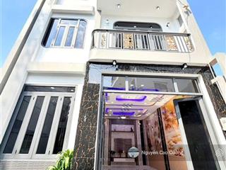 Bán nhà 7x9m, 1 lững 3 lầu tân chánh hiệp 10 sát bên mầm non sơn ca 5, gần bệnh viện q12