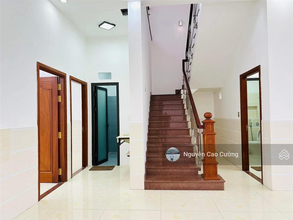 Biệt thự 12x21m 1lầu đường 7m thạnh lộc 37, vị trí trung tâm ngay ủy ban phường, cấp 3 thạnh lộc