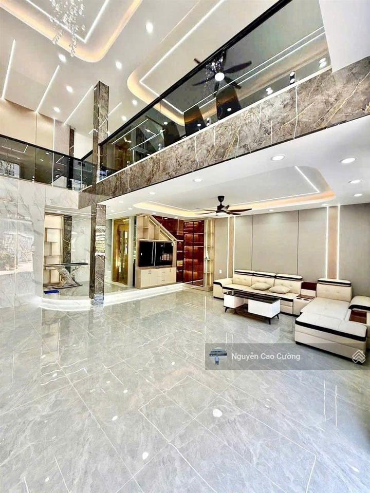 Biệt thự mini 7x10m thang máy 1lững 3 lầu gần công viên thạnh lộc 37 gần ủy ban phường