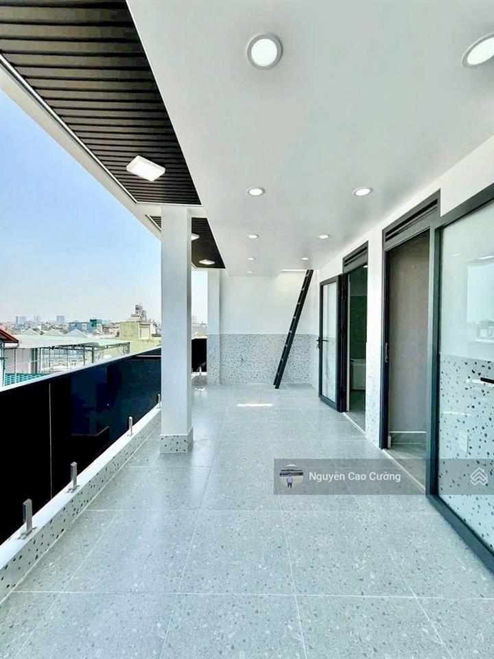 Biệt thự mini 7x10m thang máy 1lững 3 lầu gần công viên thạnh lộc 37 gần ủy ban phường