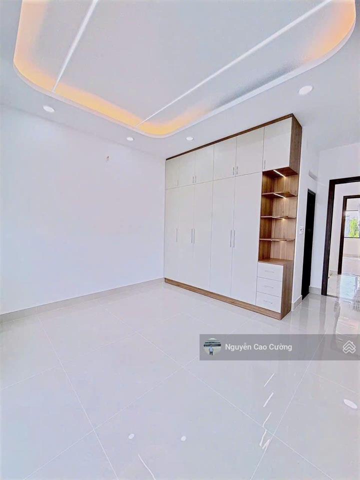Bán nhà 4x18m đúc 1 trệt 3 lầu hẻm 5m, 2/ nguyễn thị đặng gần tiểu học lê văn thọ, giáp gò vấp