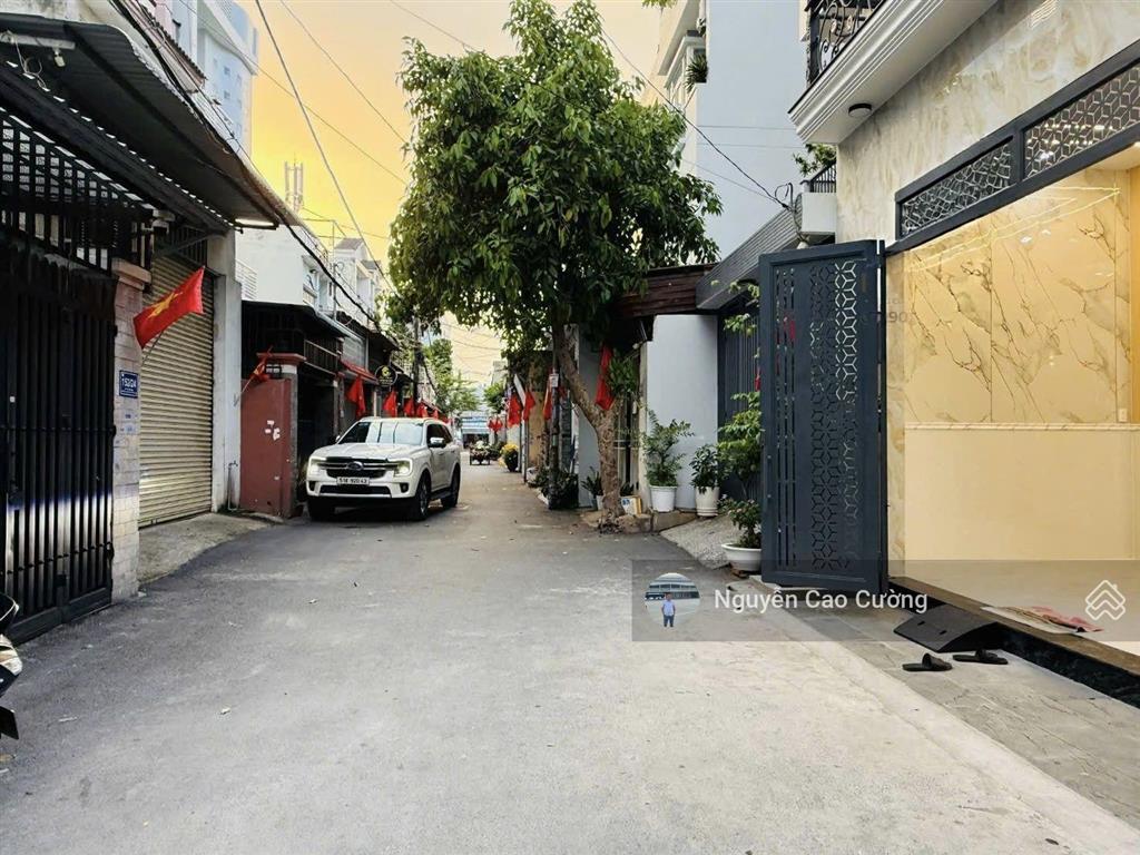 Bán nhà đẹp 5x21m 1trệt 2lầu hẻm 6m 1/ dương thị mười gần bệnh viện q12