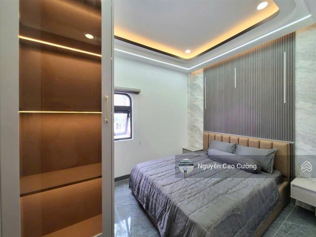 Bán nhà xây mới 5.5x10m 1 lửng 3 lầu, đường thạnh lộc 15 ngay ngã tư ga giáp gò vấp