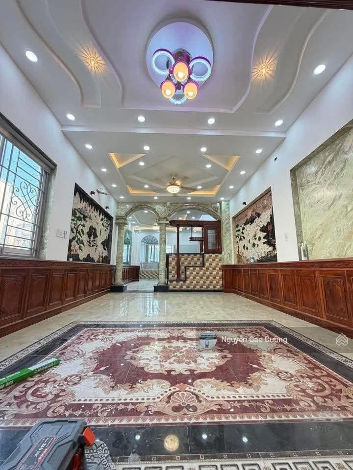 Ngộp, giảm gấp 1.5 tỷ, nhà mặt tiền nguyễn ảnh thủ 4.5x34m đúc 3 lầu khu trung tâm sầm uất q12