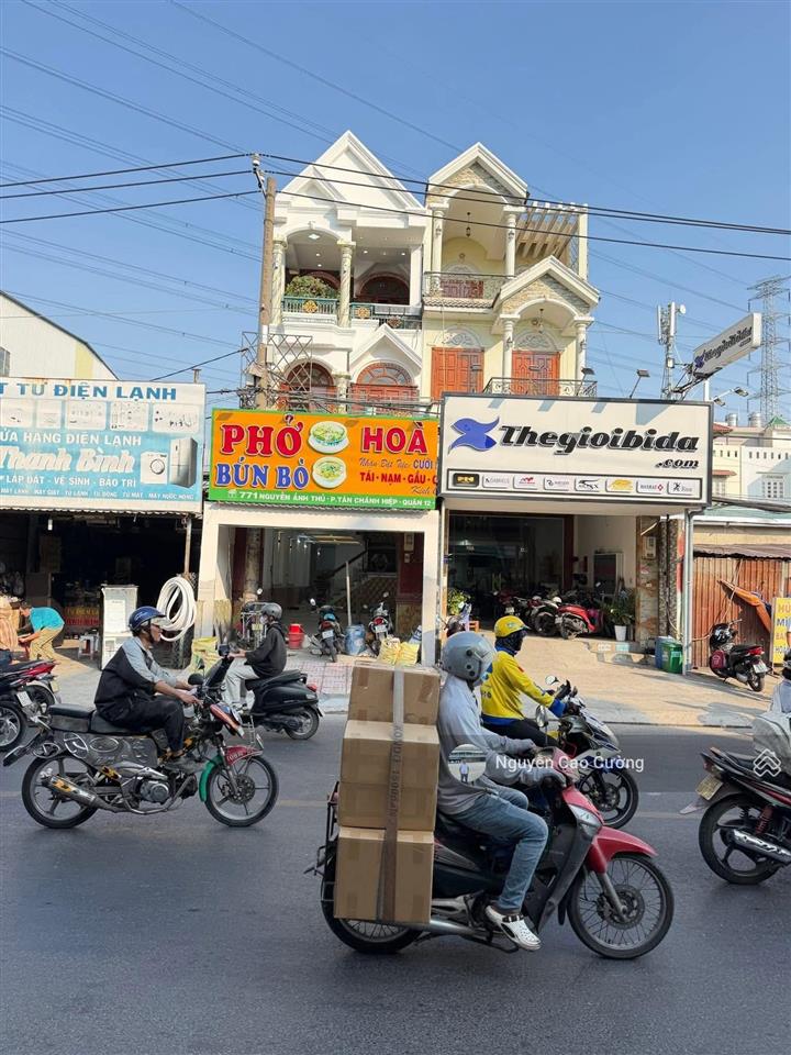 Ngộp, giảm gấp 1.5 tỷ, nhà mặt tiền nguyễn ảnh thủ 4.5x34m đúc 3 lầu khu trung tâm sầm uất q12