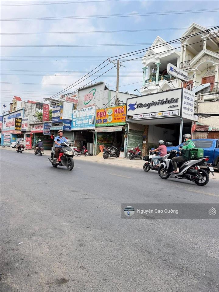 Ngộp, giảm gấp 1.5 tỷ, nhà mặt tiền nguyễn ảnh thủ 4.5x34m đúc 3 lầu khu trung tâm sầm uất q12