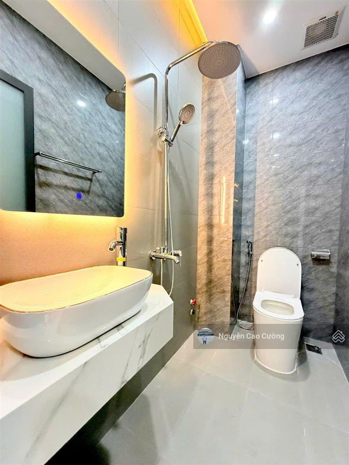 Bán nhà mặt tiền view sông vàm thuật 4x25m đúc 3 lầu hẻm 6m thông hà huy giáp