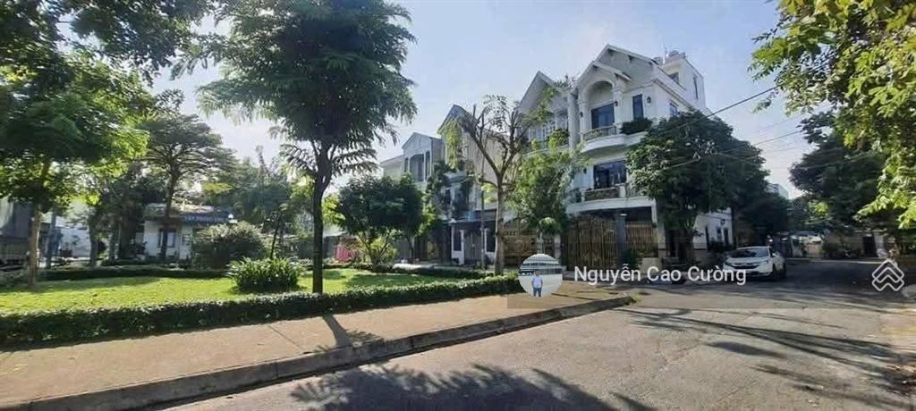 Đất đẹp 2 mặt tiền trước sau 5x25m đối diện công viên tân chánh hiệp 08 đường 12m thông