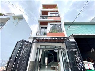Bán nhà dài 25m đúc 4 lầu hẻm 5m 1/ hiệp thành 13 gần chợ có sân vườn phòng ngủ duới