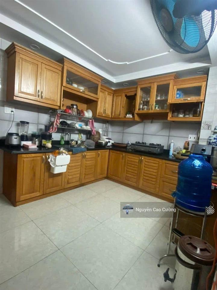Biệt thự mini 8x15m thang máy đúc 4 tầng hẻm 6m 1/ lâm thị hố sát hiệp thành city