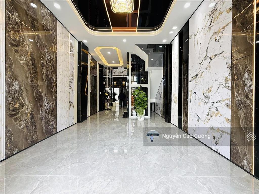 Siêu phẩm thang máy 4x20m 1lững 3 lầu đường 8m thạnh lộc 27 sát chung cư thạnh lộc giáp ngã tư ga
