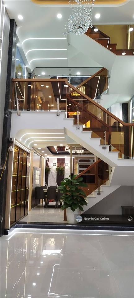 Nhà mặt tiền 4x13m 1lững 3 lầu thạnh lộc 31 đường 12m kinh doanh mở văn phòng công ty gần ngã tư ga
