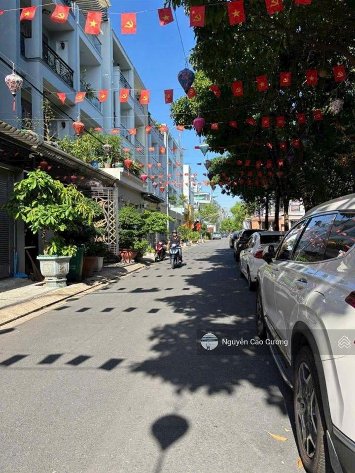 Bán 08 căn nhà phố 5x18m kdc hiệp thành city, trung tâm q12