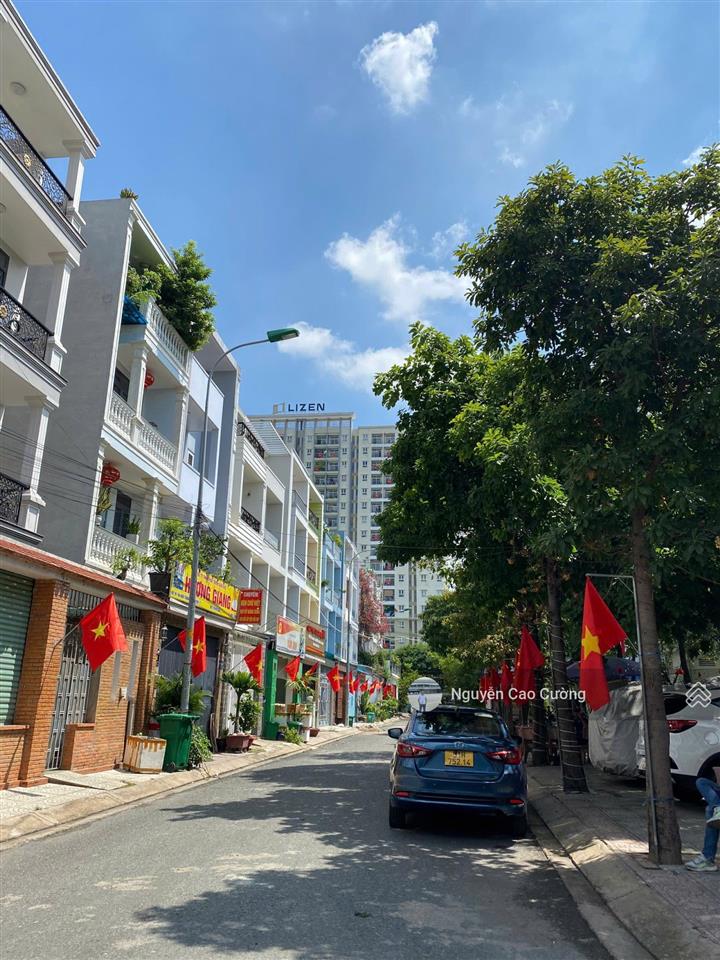 Bán 08 căn nhà phố 5x18m kdc hiệp thành city, trung tâm q12
