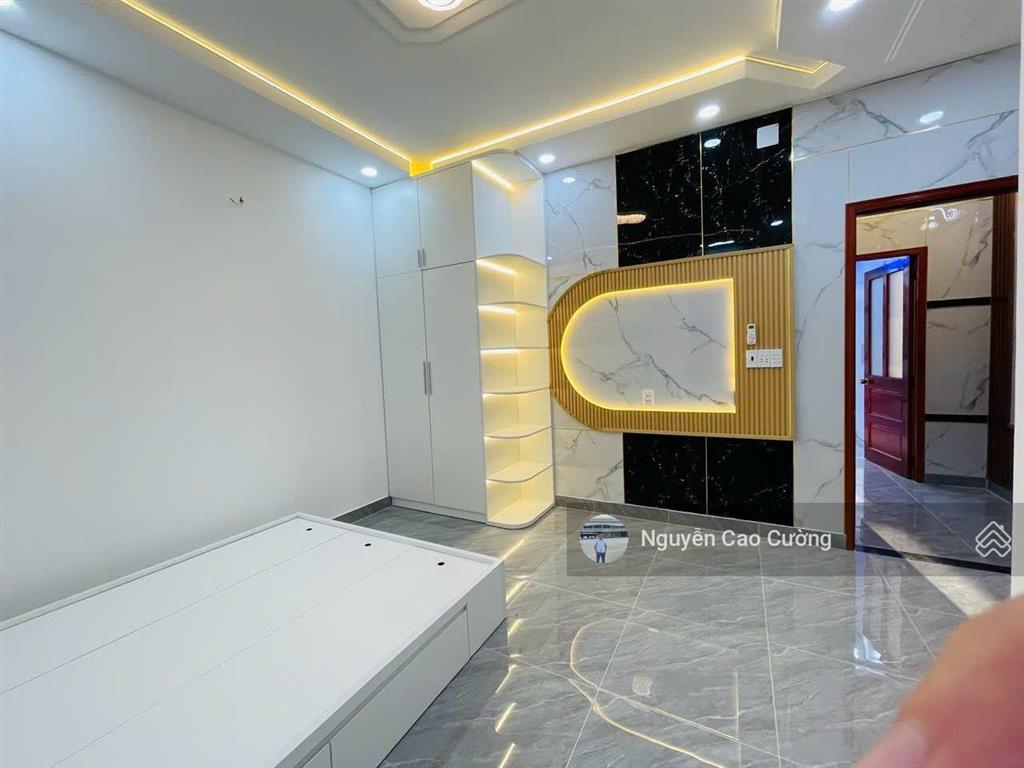 Nhà phố 5x15m đúc 1trệt 2 lầu sân thượng hẻm 5m thông lâm thị hố gần chợ, gần hiệp thành city