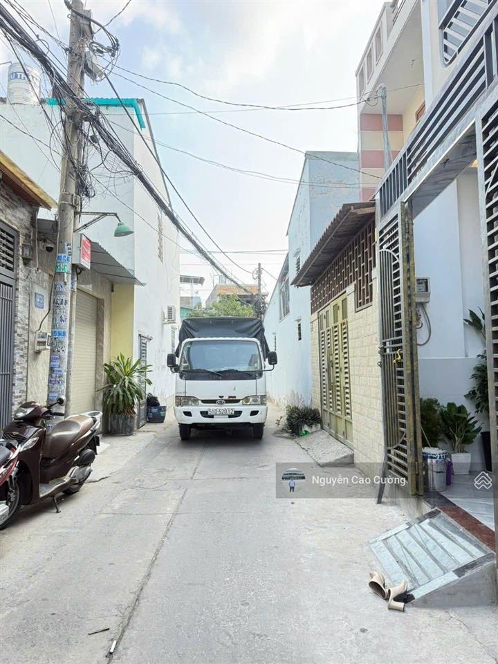 Nhà phố 5x15m đúc 1trệt 2 lầu sân thượng hẻm 5m thông lâm thị hố gần chợ, gần hiệp thành city