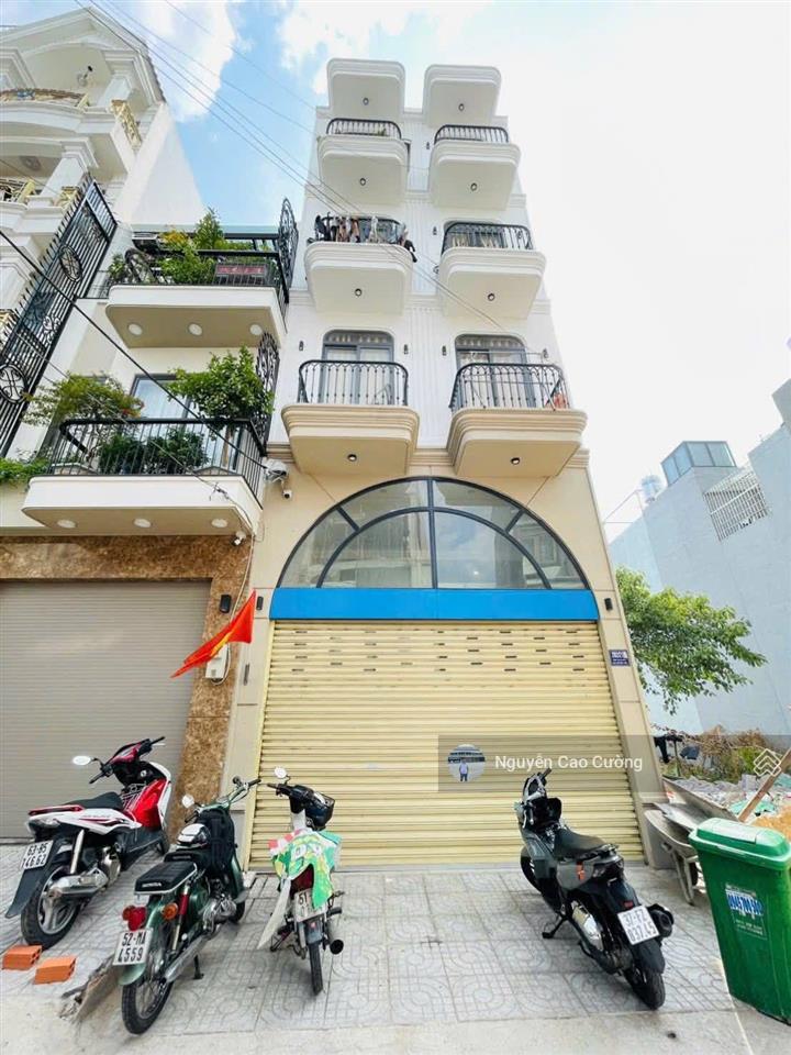 Bán căn hộ dịch vụ thang máy 5x20m 1hầm 4 lầu 12phòng có thang máy đường 8m trần thị hè, hiệp thành