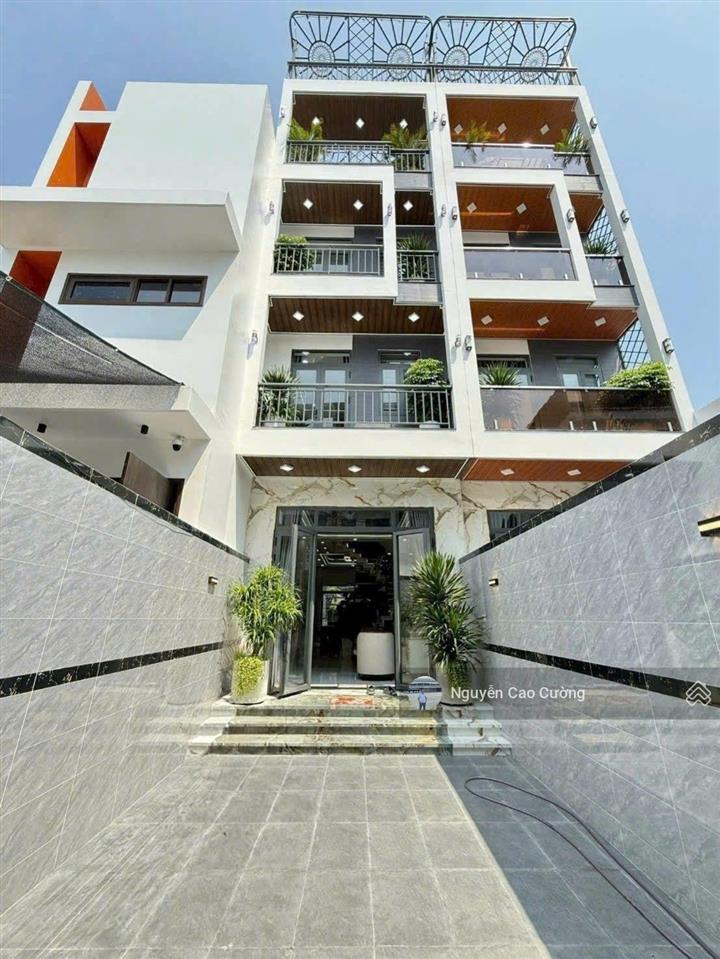 Nhà phố 4x26m 1trệt 3 lầu sân vườn rộng rãi thạnh xuân 24 gần tiểu học nguyễn văn thệ