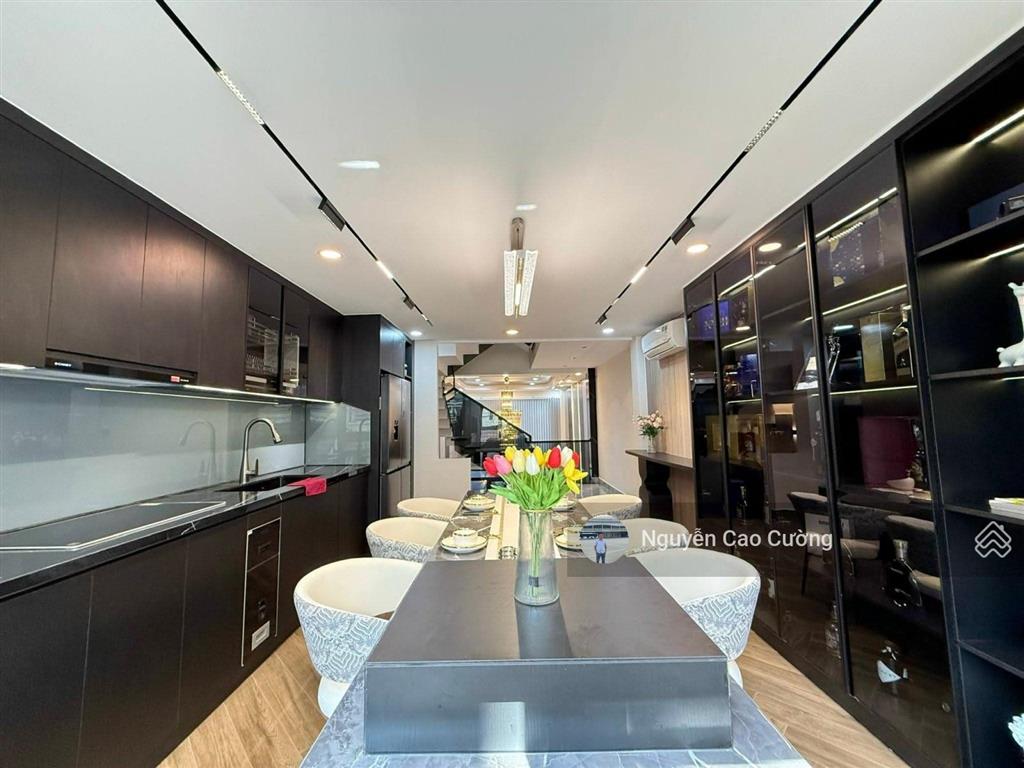 Nhà phố luxury mới đẹp 4x15m 1lững 3 lầu trần thị cờ , thới an