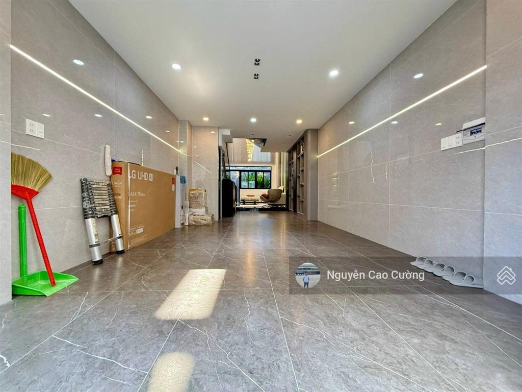 Nhà phố luxury mới đẹp 4x15m 1lững 3 lầu trần thị cờ , thới an
