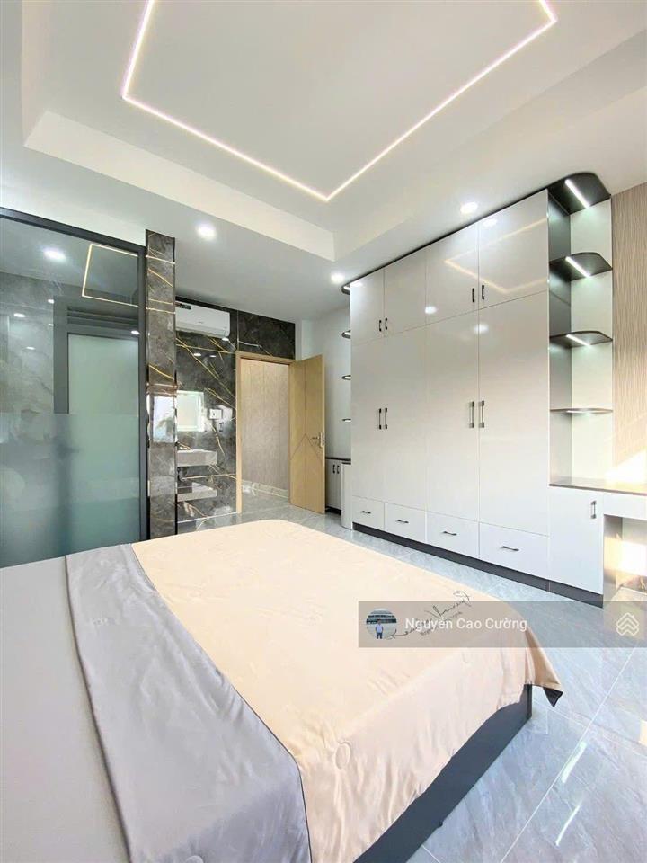 Giảm sốc 800 tr, nhà phố 4x16m thạnh xuân 33, 1 lửng 3 lầu đường 8m