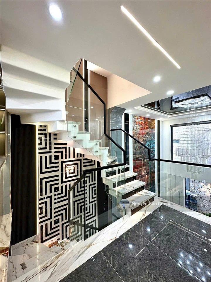 Siêu phẩm luxury đẳng cấp có 4 phòng ngủ (2 phòng ngủ master), 1/ nguyễn thị kiểu, sát metro, q12