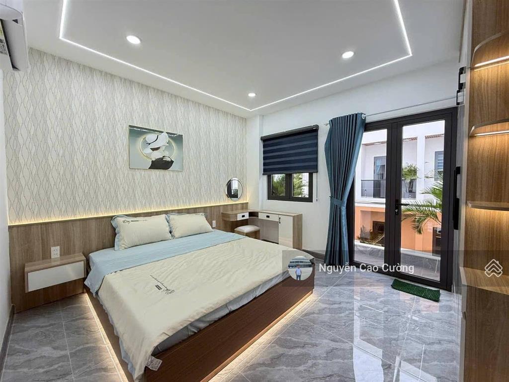 Giảm 500tr, nhà phố 4x14m 1 lửng 3 lầu đường 6m thạnh xuân 25