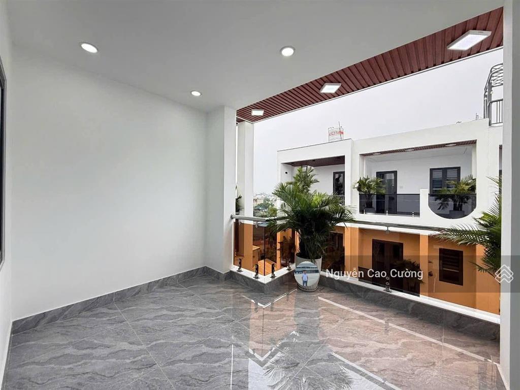 Giảm 500tr, nhà phố 4x14m 1 lửng 3 lầu đường 6m thạnh xuân 25
