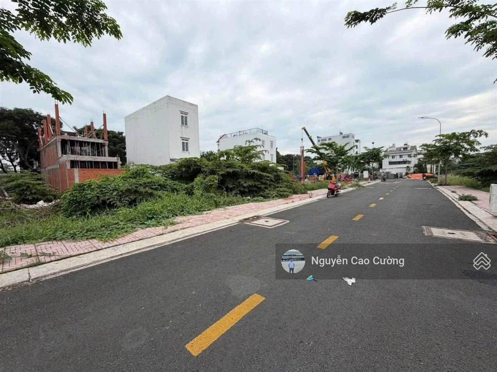 Đất đẹp 5x20m kdc hà đô, đường 10m, lê thị riêng, thới an, q12
