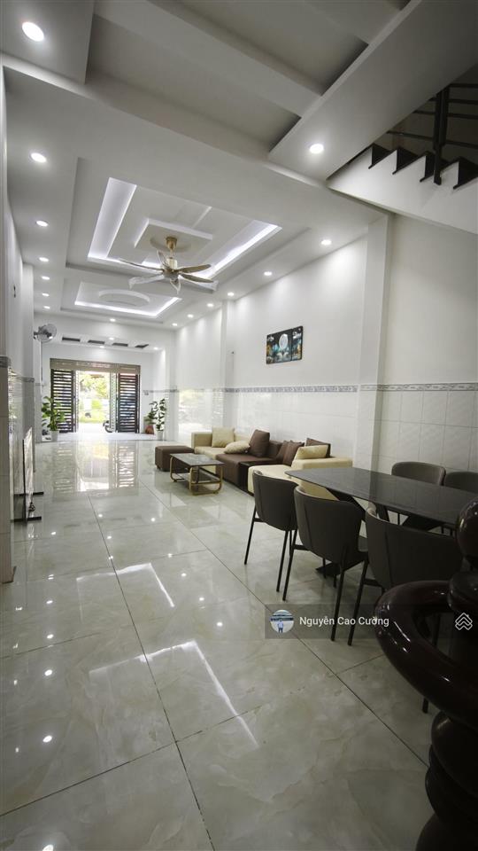 Mặt tiền nhánh hẻm 8m thông lâm thị hố, 4x20m 1 trệt 2 lầu tiện buôn bán, mở văn phòng công ty