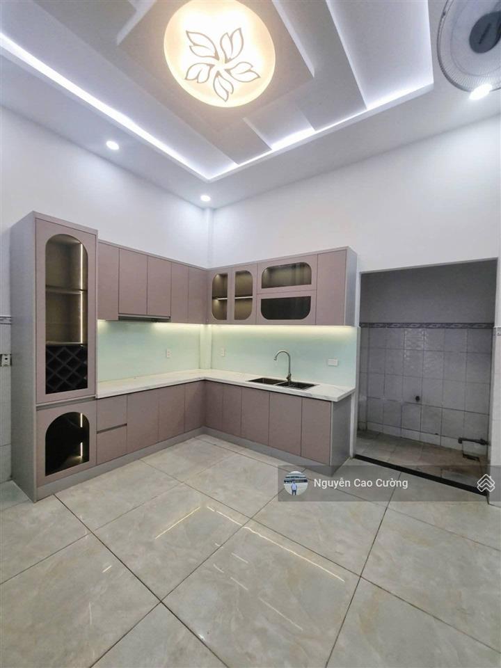 Mặt tiền nhánh hẻm 8m thông lâm thị hố, 4x20m 1 trệt 2 lầu tiện buôn bán, mở văn phòng công ty