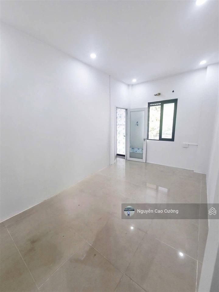 Mặt tiền nhánh hẻm 8m thông lâm thị hố, 4x20m 1 trệt 2 lầu tiện buôn bán, mở văn phòng công ty